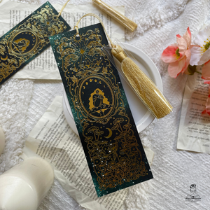 Wonderland Bookmark - Green