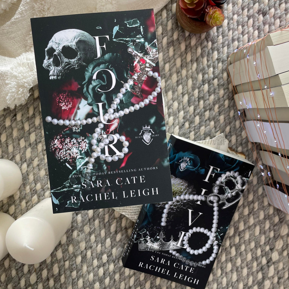 Black Heart by Sara Cate & Rachel Leigh – Fiction & Friction